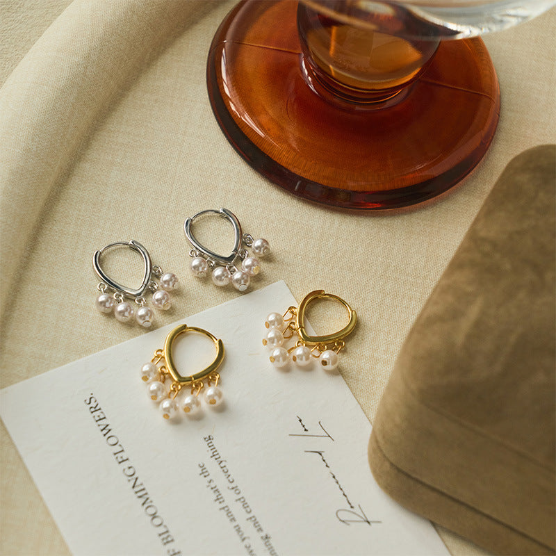 Pearl, Hoop earrings